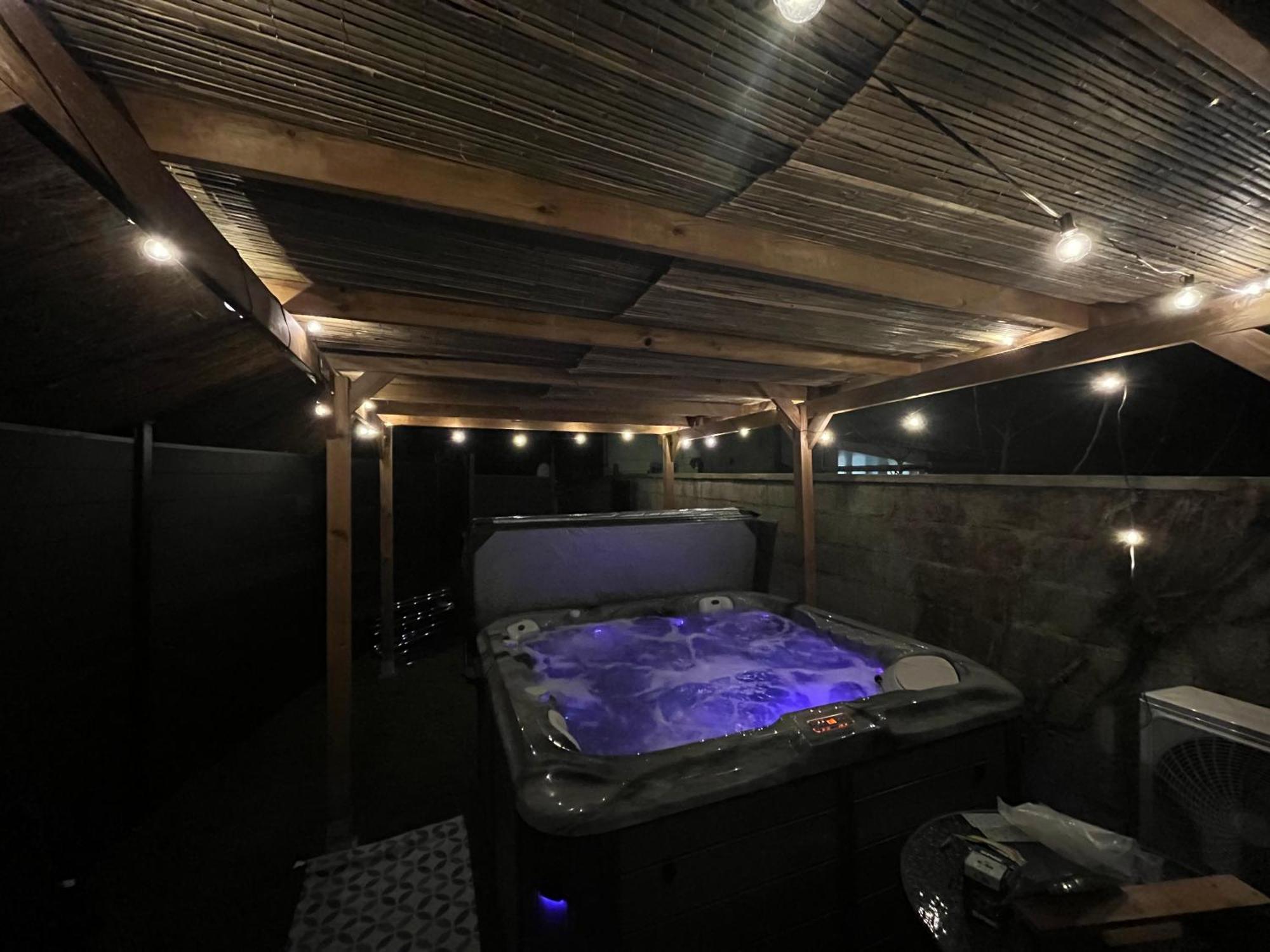 Maisonnette Avec Terrasse Avec Spa Privatif Люттербаш Экстерьер фото
